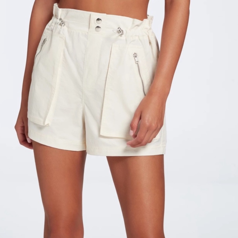 CALIA By Carrie Underwood Cream Woven Paperbag Shorts Size M